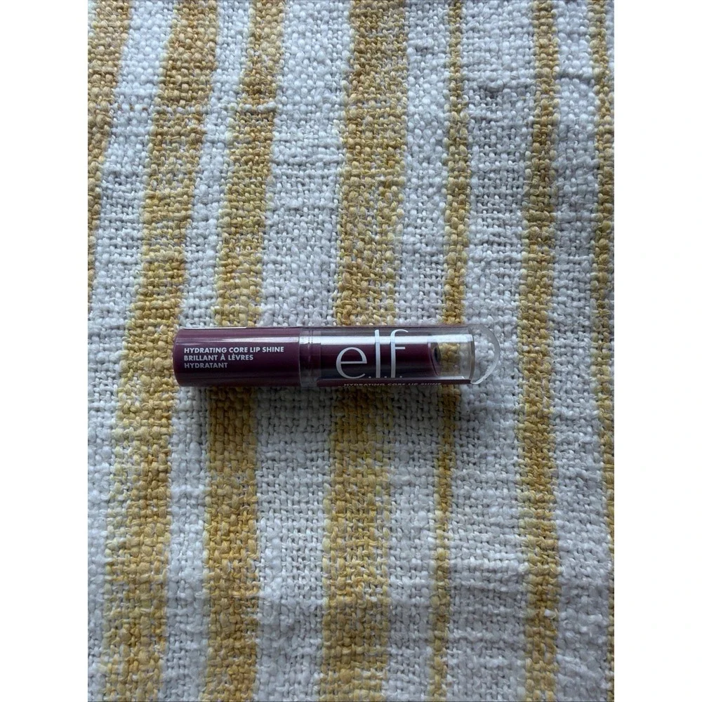 NEWe.l.f. Hydrating Core Lip Shine, Conditioning Nourishing Lip Balm, Delightful